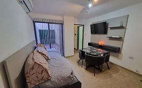 Trejo Apart, A 40Mts Del Patio Olmos, Planta Baja